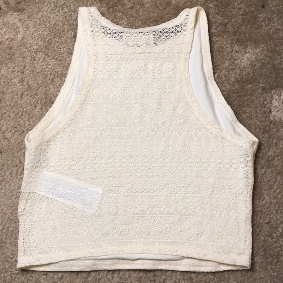 lace cropped tank - Picture 2 of 3
